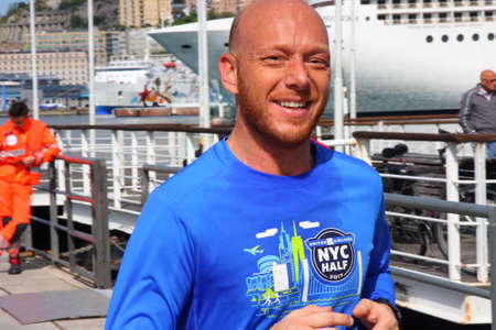 Stragenova 2017 racing race. The passes of athletes in the ancient genoa harbor.のeditorial素材