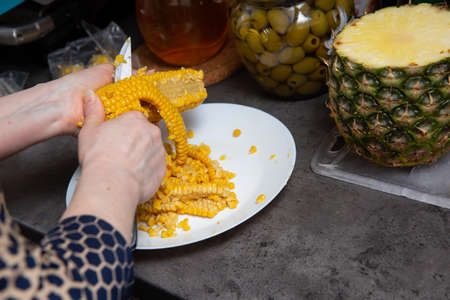 Lightly blanched vegetables are the best treats for every vegetarian.の写真素材