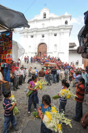 Indian funeral at the church of Santo Tomas at Chichicastenango on Guatemalaのeditorial素材