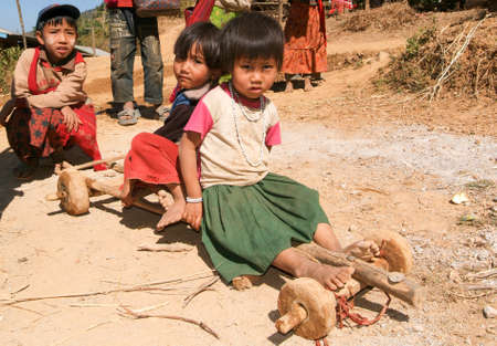 Joate (Kalaw), Myanmar - 12 January 2010: Children at the village of Joate on the mountains over Kalaw on Myanmarのeditorial素材