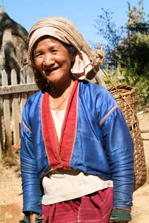 Joate (Kalaw), Myanmar - 12 January 2010: Woman with handicraft at the village of Joate on the mountains over Kalaw on Myanmarのeditorial素材