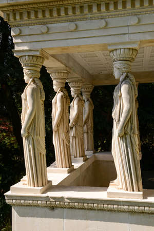 Morcote, Switzerland - 13 april 2016: Scherrer Park on Morcote, Switzerland. Called "The Garden of Wonders." a rich collection of art objects from different countries and different erasのeditorial素材