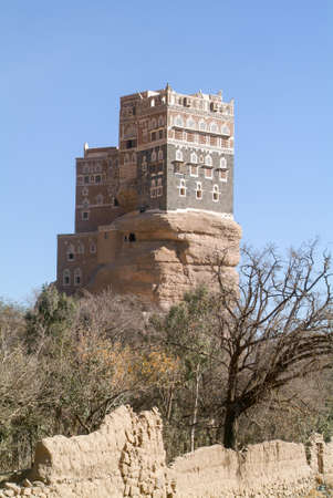 The house tower of Dar al Hajar at Wadi Dhahr on Yemen, Unesco world heritageのeditorial素材