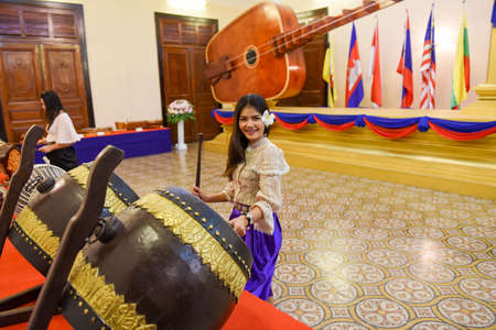 Battambang, Cambodia - 14 January 2018: girl playing traditional percussion at Battambang on Cambodiaのeditorial素材