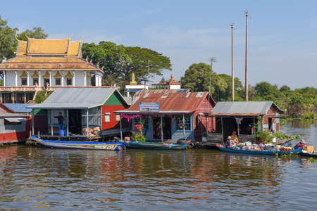 Tonle Sap lake, Cambodia - 13 January 2018: The floating village on the water of Tonle Sap lake in Cambodia.のeditorial素材