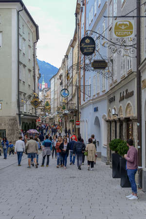 Salzburg, Austria - 26 June 2018: pedestrian way in the old center of Salzburg on Austriaのeditorial素材