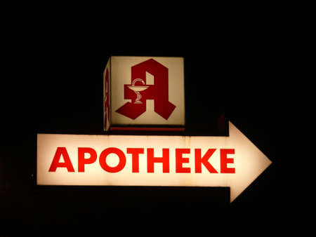 to the right sideの写真素材