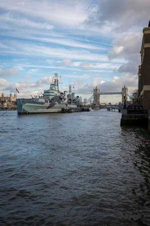 Tower Bridge London, with HMS Belfast in foregroundの写真素材