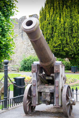 Ludlow, UK - 19 June, 2014: An antique cannon at Ludlow Castle.のeditorial素材
