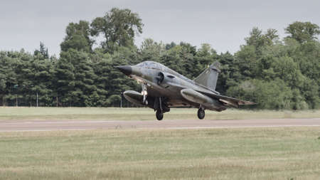 Mirage 2000 jet fighter bomber in flightのeditorial素材