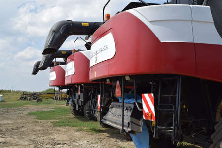 Russia, Poltavskaya village - September 6, 2015: Combine harvesters Torum. Agricultural machinery.のeditorial素材