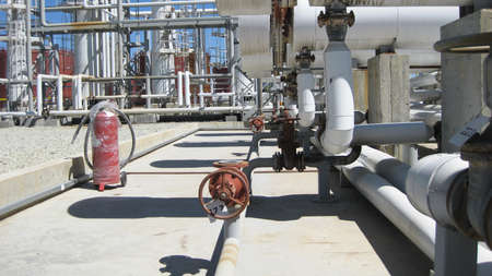Oil refinery. Equipment for primary oil refining.