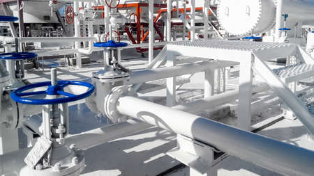 The area of the equipment to cool the oil product.  Equipment for primary oil refining.