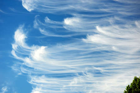 cirrus cloud frontの写真素材