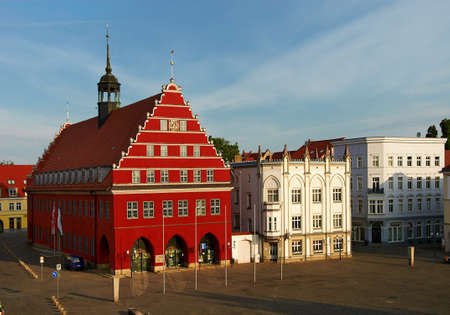 old market with town hall of city of Greifswaldのeditorial素材