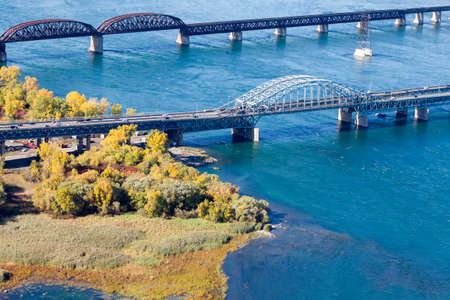 Montreal, October 20, 2016. Aerial view over the Mercier bridge linking Chatauguay to the Montreal island seen at fall. Canada.のeditorial素材