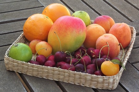 Varied fruit tray