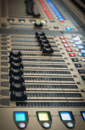 audio mixer