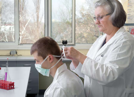 teacher and student in the laboratoryの写真素材