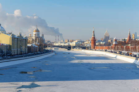Moscow, Russia - February 01, 2018: Moskva river near Moscow Kremlin on a sunny winter day. Moscow in winterのeditorial素材