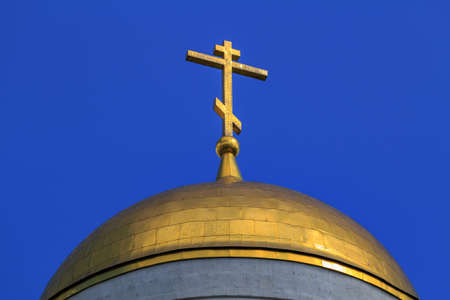 Moscow, Russia - June 09, 2018: Golden dome of Church of Great Martyr George Victorious on Poklonnaya Hill in Moscow against blue sky in sunny day closeupのeditorial素材