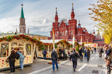Moscow, Russia - October 05, 2019: Red Square and State Historical Museum during traditional festival Golden Autumn. View in sunny autumn dayのeditorial素材