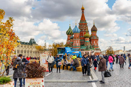 Moscow, Russia - October 08, 2019: Traditional festival Golden Autumn on Red Square. Moscow historical center in autumnのeditorial素材