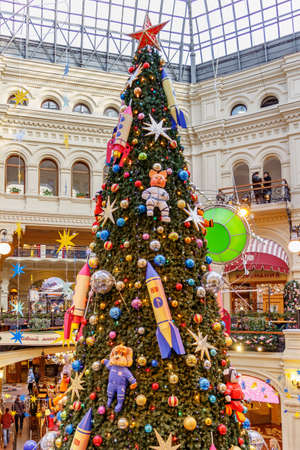 Moscow, Russia - November 21, 2019: Christmas tree on the GUM State Department Store on Red square in Moscowのeditorial素材