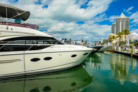 Miami Beach, Fl USA - February 17, 2017: The popular Miami International Boat Show features more than 3,000 boats and 2,000 exhibitors from all over the globe.のeditorial素材