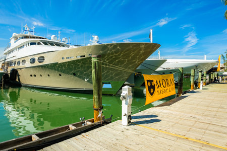 Miami Beach, Fl USA - February 17, 2017: The popular Miami International Boat Show features more than 3,000 boats and 2,000 exhibitors from all over the globe.のeditorial素材