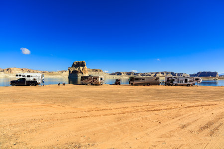 Lake Powell, UT USA - October 26, 2016: The natural beauty of Lone Rock Canyon is a popular travel destination for families with recreational vehicles.のeditorial素材
