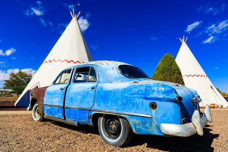 Holbrook, AZ USA - October 29, 2016: The Wigwam Motel with its tipee style rooms and vintage cars is a popular tourist destination in this small desert town near the Petrified Forest.のeditorial素材