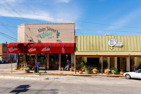 Llano, Texas USA - April 5, 2016: Scenic cityscape view of Main Street in the small Texas Hill Country town of LLano.のeditorial素材