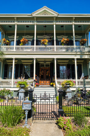 Galveston, Texas USA - November 3, 2019: The Silk Stocking Residential Historic District contains beautifully restored vintage homes of the Queen Anne architecture style.のeditorial素材