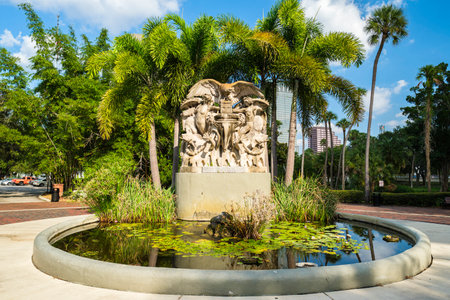 Tampa, Florida USA - September 26, 2019: Statue commemorating Henry B Plant at the entrance of the University of Tampa campus.のeditorial素材