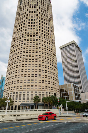 Tampa, Florida USA - September 26, 2019: Cityscape view of downtown Tampa on the Kennedy Bridge over the Hillsborough River.のeditorial素材