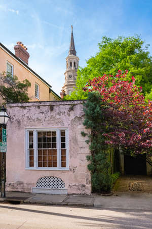 Cityscape of the historic downtown French Quarter district in Charleston, South Carolinaの写真素材