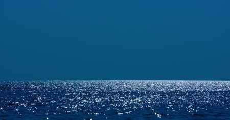 The horizon line on the Black Sea.の写真素材