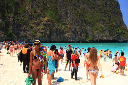 Maya bay, Thailand - March 04, 2015: Visitors at Maya Bay, iconic beaches of Southern Thailand. I was shocked by the huge quantity of people in this tiny beach...のeditorial素材