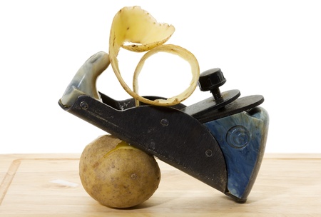 Old plane cleans potatoes  の写真素材