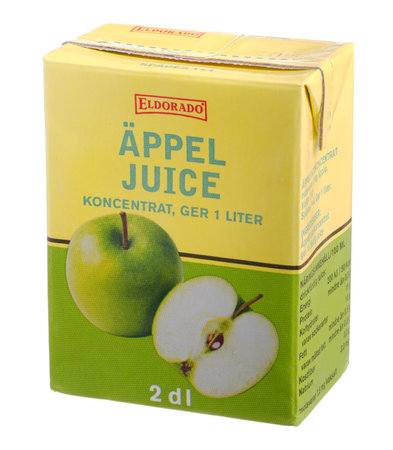 Stockholm, Sweden - February 15, 2014  A pack Eldorado concentrated appel juice 2 dl  Eldorado is a trademark of Axfood whose products are sold in the Swedish spirit of Axfood stores  Willys, Willys Hemma, Hemköp, Euro Cash and Tempo のeditorial素材