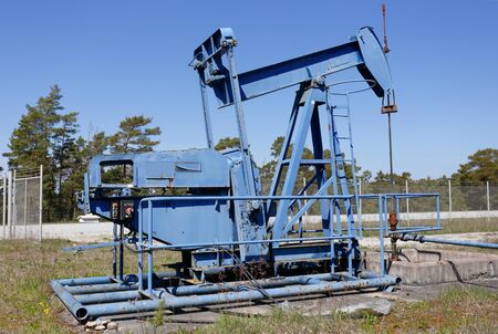 Oil pump in disused oil well near the village of Rute in the Swedish province of Gotlandの写真素材