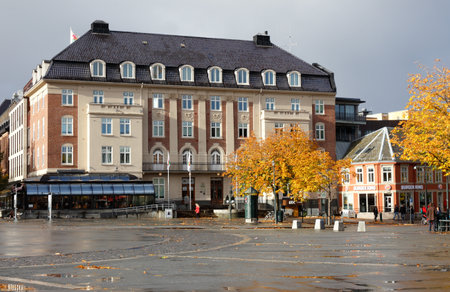 Trondheim, Norway - October 16, 2017: Autumn in downtown Trondheim city center at the street Kongens gate near the square.のeditorial素材