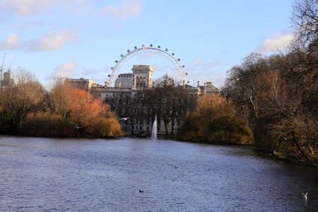 The River Thames, Big Ben and the Eye of London late in the afternoon, London, Englandのeditorial素材