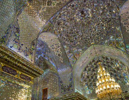 Shiraz, Iran, April 14, 2016 - Glass ceiling mozayka in the mosque Shah Cheraghのeditorial素材