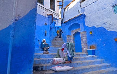 Morocco, 2014 - the street in the Moroccan Medina the cities Chefchaouen, everyday life in the cities of the Arab Africa. Walls of medieval Medina are painted in bright colorsのeditorial素材