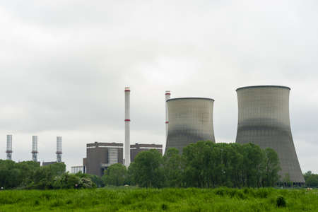 A power plant for the production of electricity