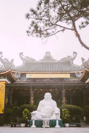 The statue of buddha at Banahill ,Da Nangのeditorial素材
