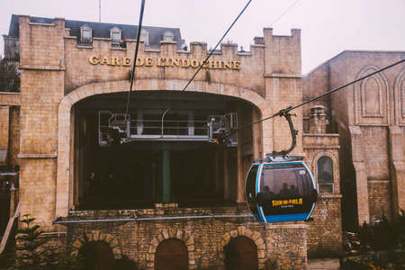 Danang,Vietnam - December 10,2019: Beautiful scenery view from the cable car in Bana Hill resort,This is the most longest cable car in the world.のeditorial素材