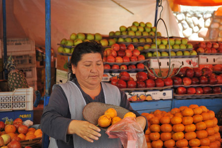 Trading on the market in Sucre.のeditorial素材